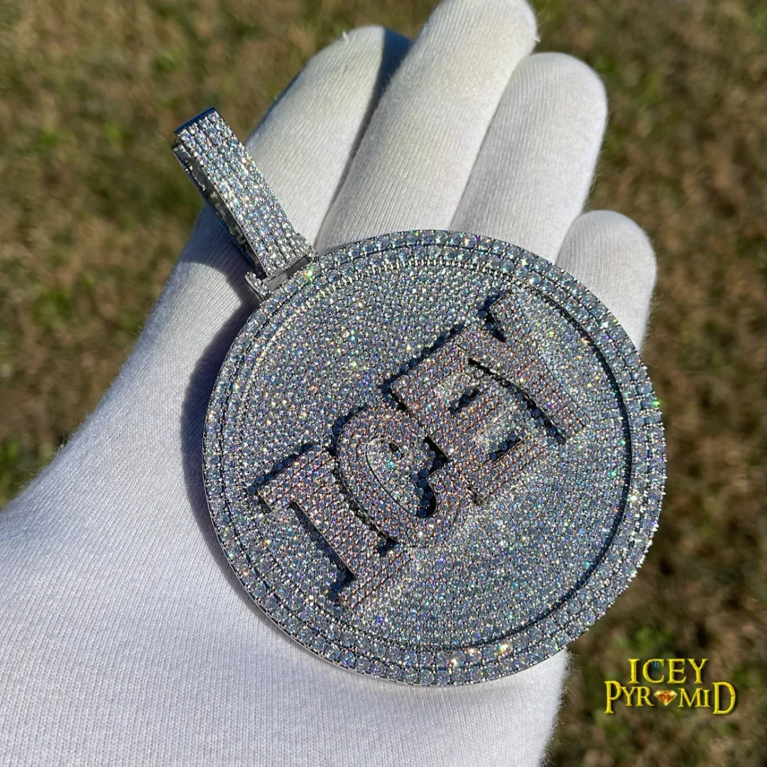 Disc Edition Iced Out Personalized Custom Name Necklace Pendant – Luxury Hip Hop Jewelry for Men & Women - CaratixJewelry